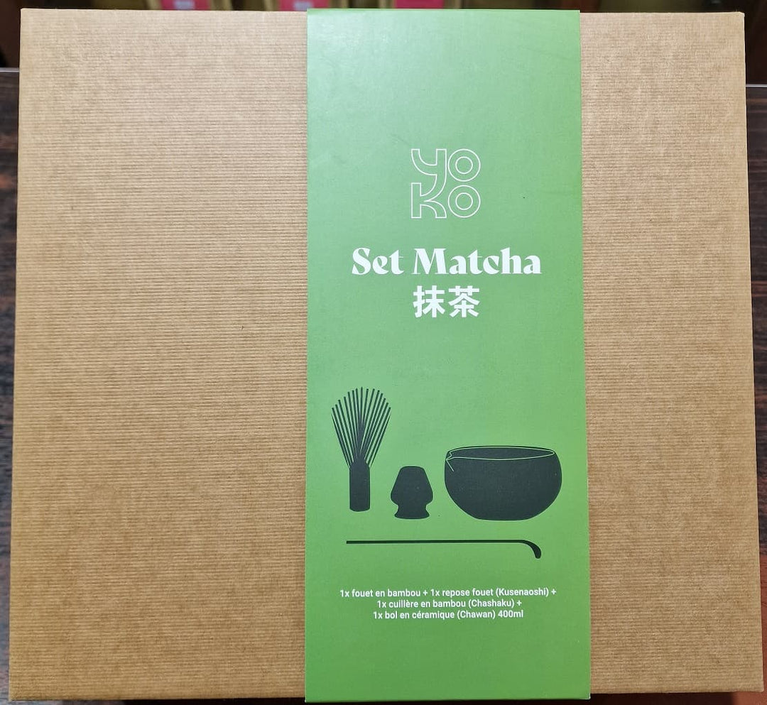 Matcha Set Geschenkbox von YOKO DESIGN mit Keramikschale, Bambusbesen und Bambuslöffel