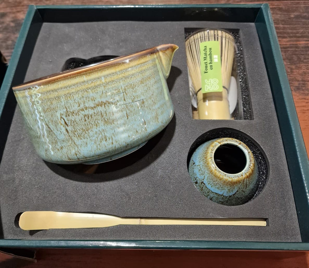 Matcha-Schale des YOKO DESIGN Matcha Sets mit verlaufender Glasur