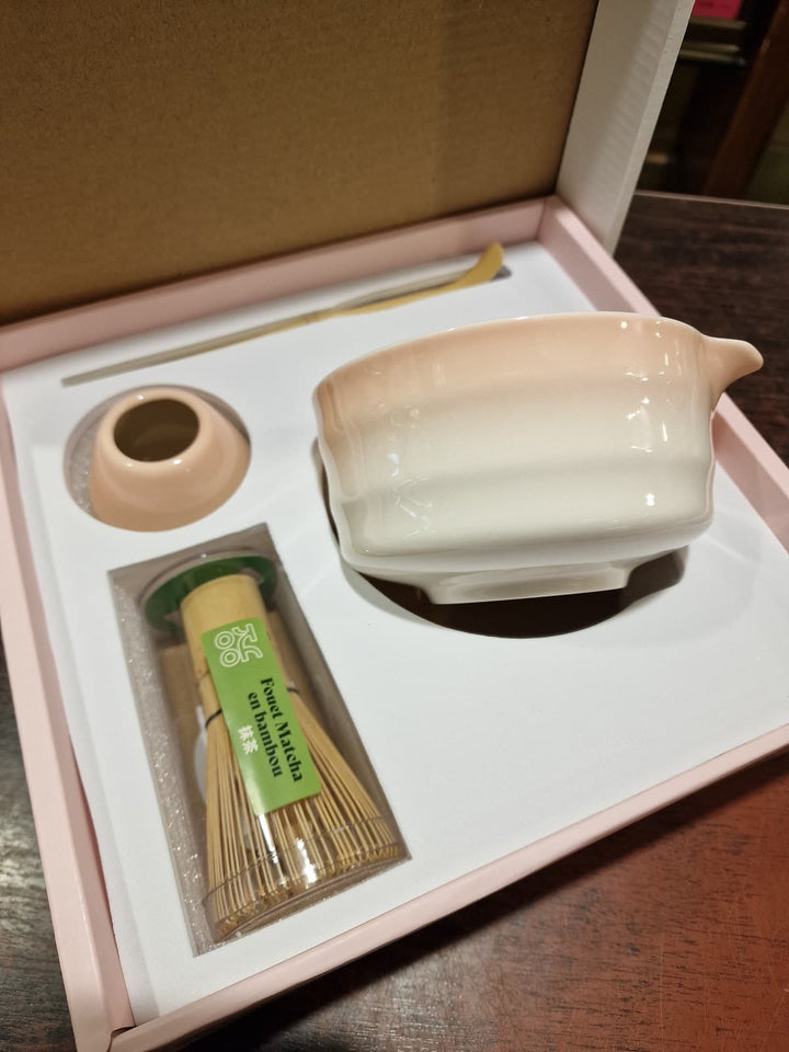 Rosa Matcha-Schale des Matcha Sets Sakura von YOKO DESIGN
