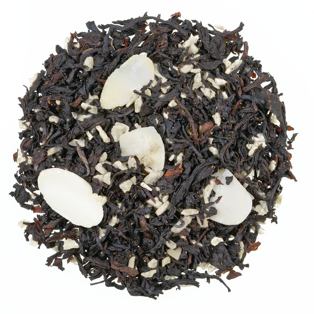 Lose Schwarzteemischung Schneetreiben mit dunklen Teeblättern, weißen Kokosraspeln und Mandelblättchen