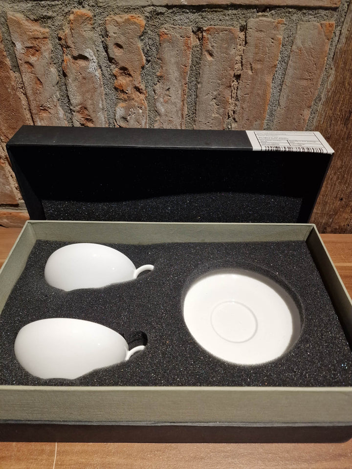 geöffnete Geschenkbox des Teetassensets Supreme (Agatha’s Bester)